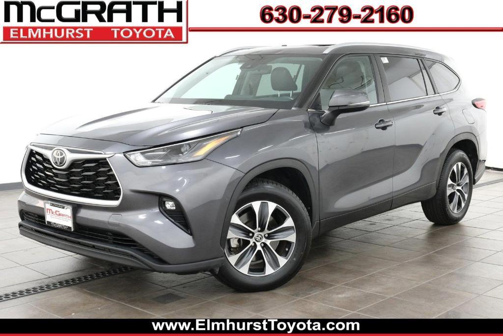 used 2023 Toyota Highlander car, priced at $35,988