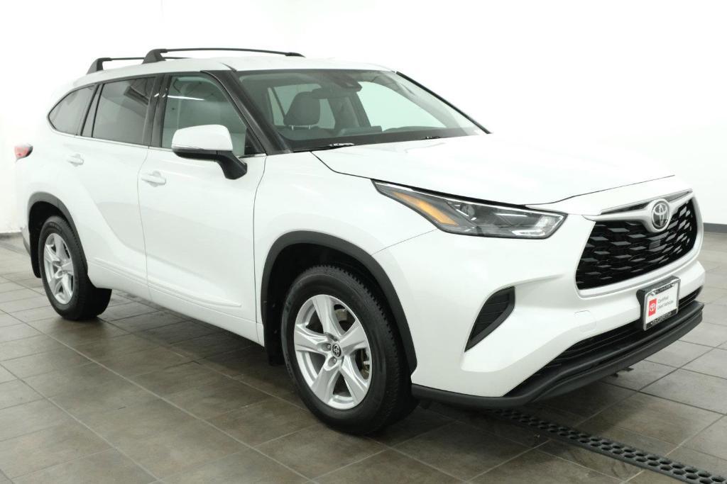 used 2022 Toyota Highlander car, priced at $31,988