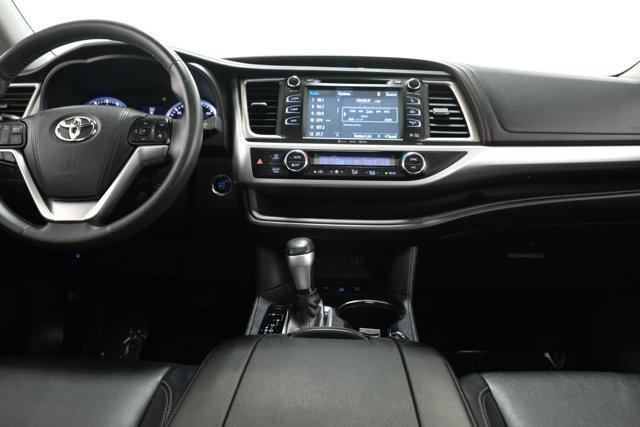 used 2016 Toyota Highlander car, priced at $21,666