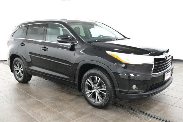 used 2016 Toyota Highlander car, priced at $21,666