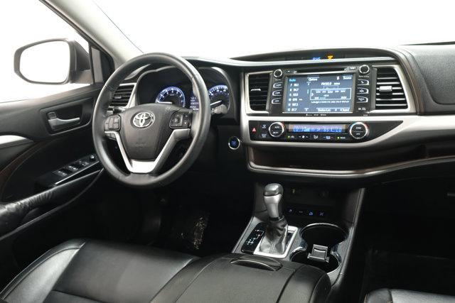 used 2016 Toyota Highlander car, priced at $21,666