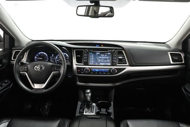 used 2016 Toyota Highlander car, priced at $21,666