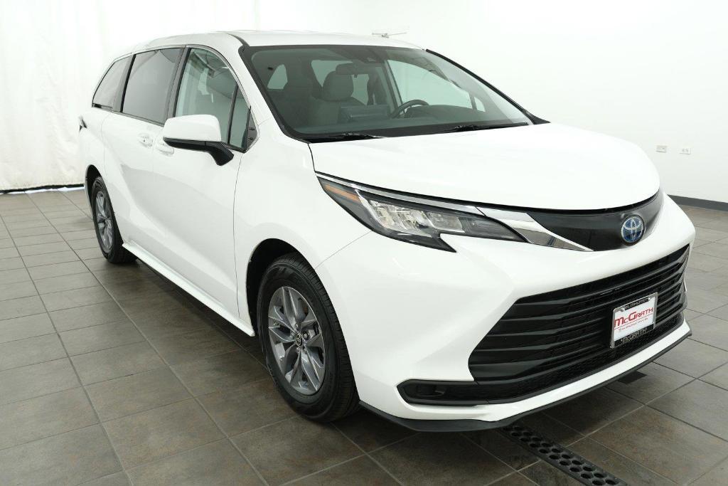 used 2022 Toyota Sienna car, priced at $42,888