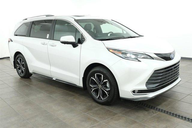 used 2025 Toyota Sienna car, priced at $65,998