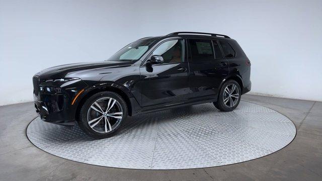 new 2025 BMW X7 car, priced at $100,305