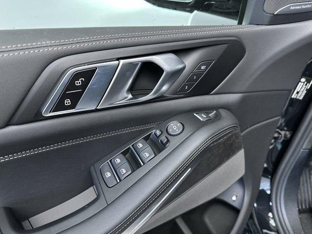 new 2025 BMW X5 PHEV car, priced at $80,690