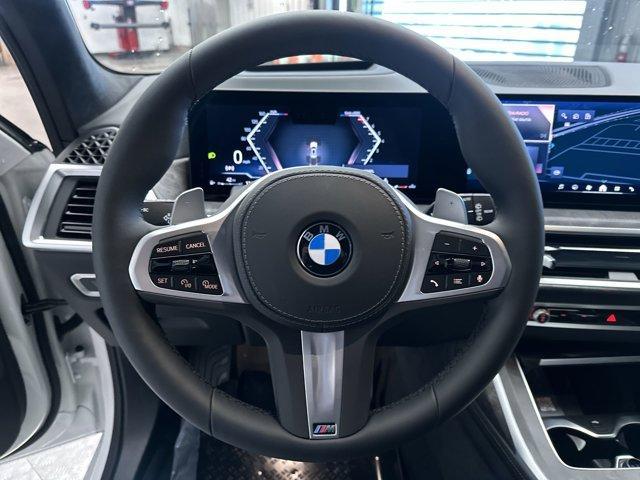 new 2026 BMW X7 car, priced at $95,725