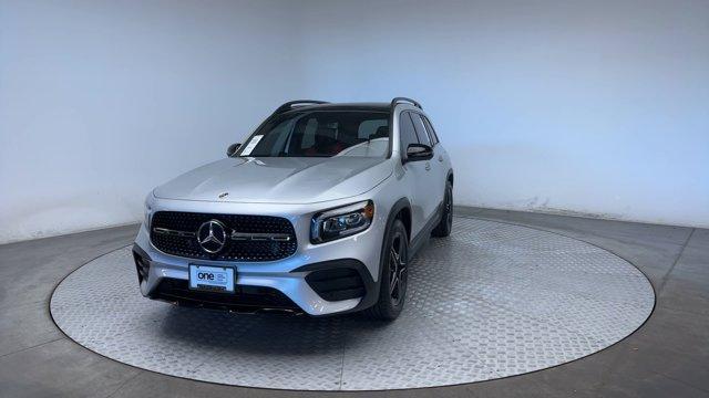 used 2022 Mercedes-Benz GLB 250 car, priced at $32,999