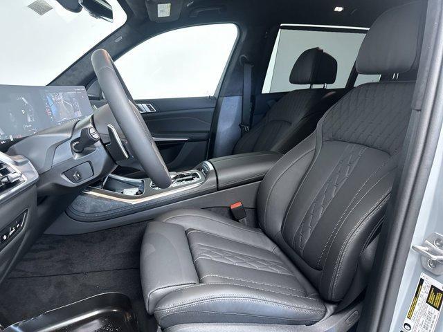 new 2026 BMW X7 car, priced at $117,990
