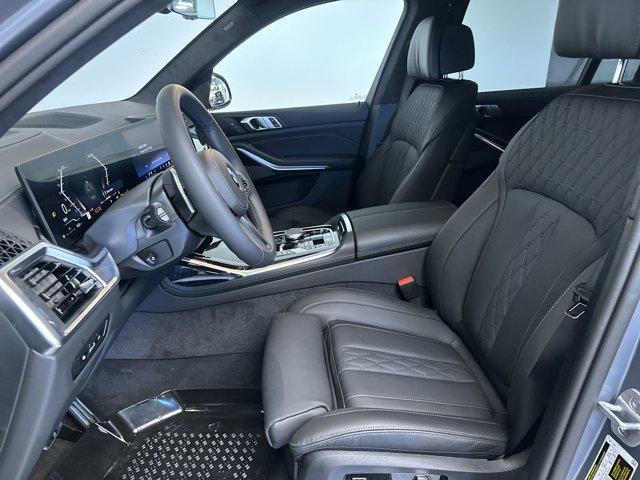 new 2026 BMW X7 car, priced at $103,515
