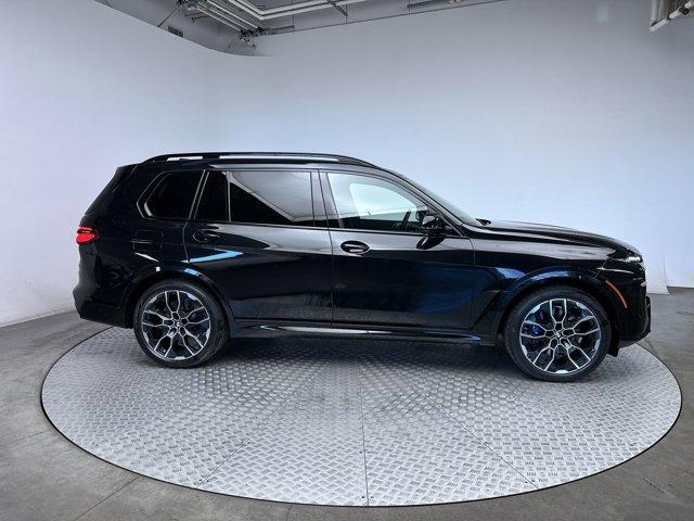 new 2025 BMW X7 car, priced at $117,675