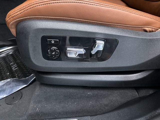 new 2026 BMW X7 car, priced at $98,865