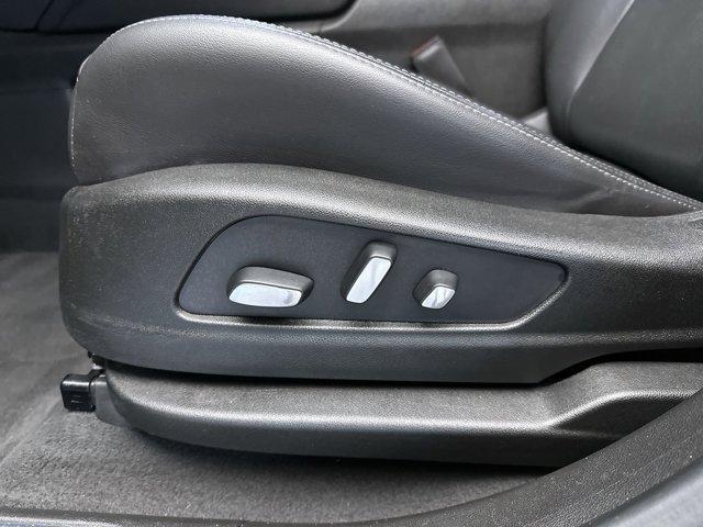 used 2021 Cadillac XT5 car, priced at $30,971