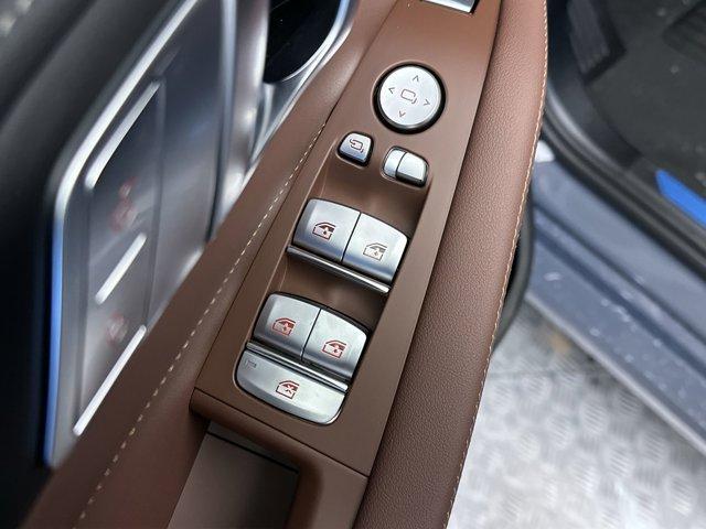 new 2026 BMW X7 car, priced at $92,965