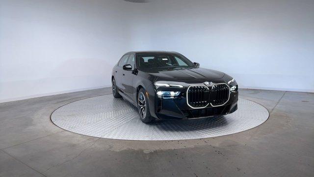 new 2025 BMW 760 car, priced at $132,675