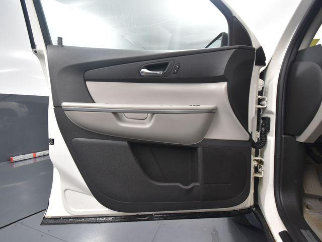 used 2010 GMC Acadia car, priced at $3,999
