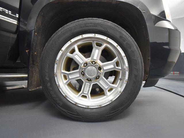 used 2012 GMC Yukon car, priced at $4,999