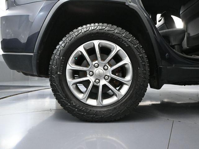 used 2015 Jeep Grand Cherokee car, priced at $13,799