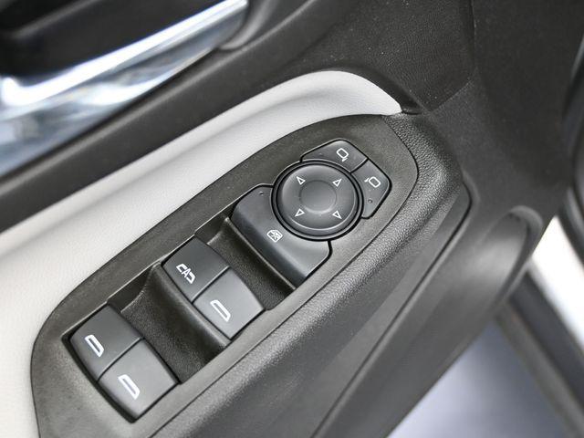 used 2021 Chevrolet Equinox car, priced at $14,999