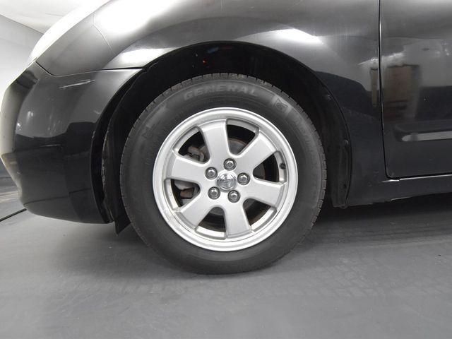 used 2004 Toyota Prius car, priced at $3,400