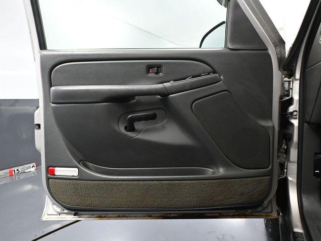 used 2004 Chevrolet Silverado 1500 car, priced at $6,899