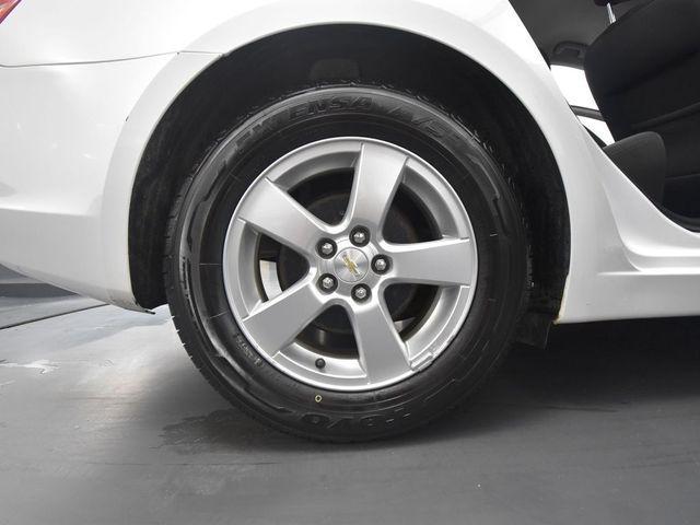 used 2014 Chevrolet Cruze car, priced at $5,999
