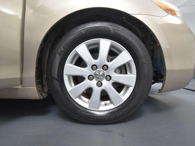 used 2009 Toyota Camry Hybrid car, priced at $6,799