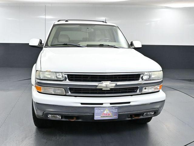 used 2004 Chevrolet Suburban car, priced at $4,999