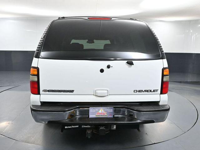 used 2004 Chevrolet Suburban car, priced at $4,999