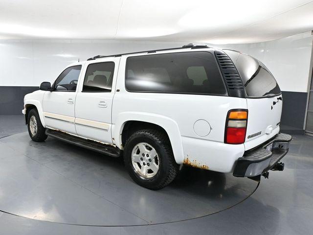 used 2004 Chevrolet Suburban car, priced at $4,999