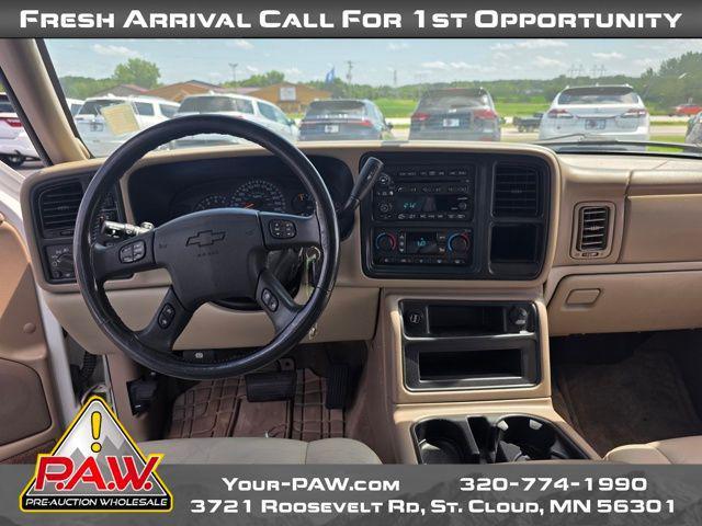 used 2004 Chevrolet Suburban car, priced at $4,999