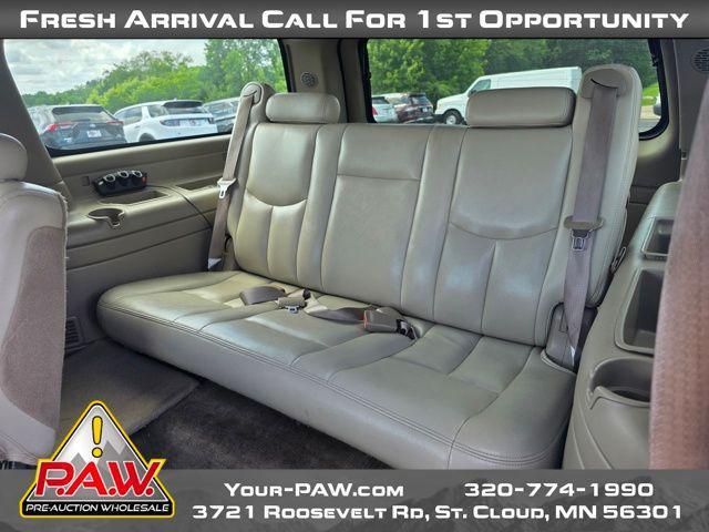 used 2004 Chevrolet Suburban car, priced at $4,999