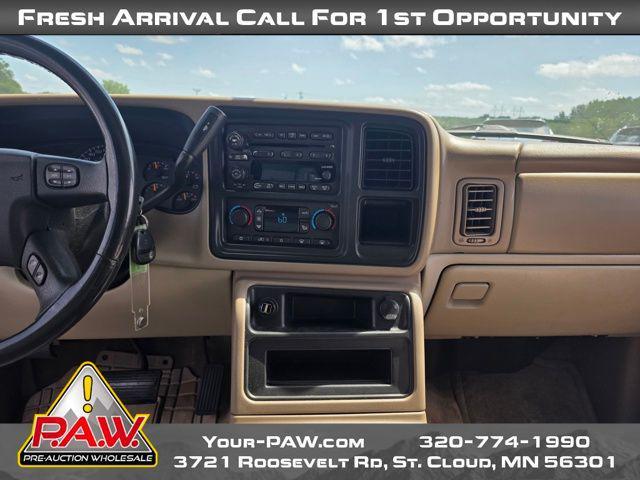 used 2004 Chevrolet Suburban car, priced at $4,999