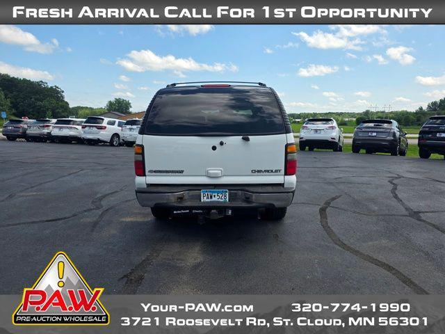 used 2004 Chevrolet Suburban car, priced at $4,999