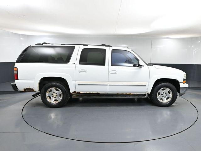 used 2004 Chevrolet Suburban car, priced at $4,999