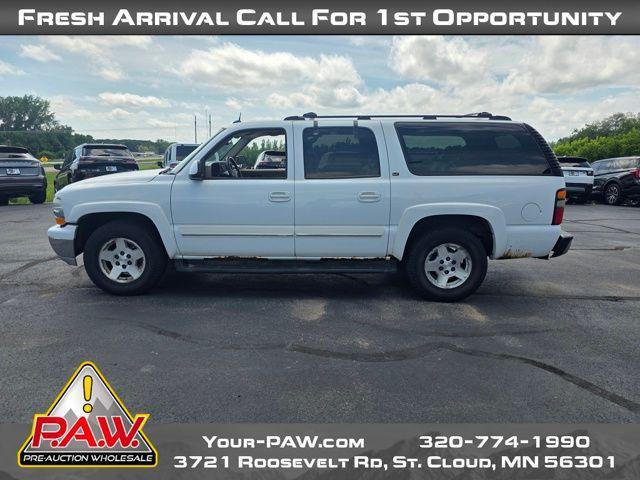 used 2004 Chevrolet Suburban car, priced at $4,999