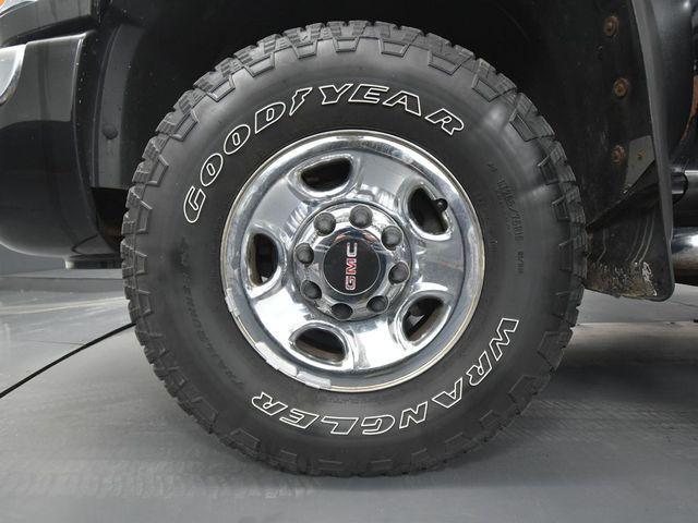 used 2005 GMC Sierra 2500 car, priced at $6,999