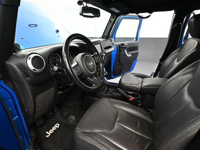used 2014 Jeep Wrangler Unlimited car, priced at $15,999