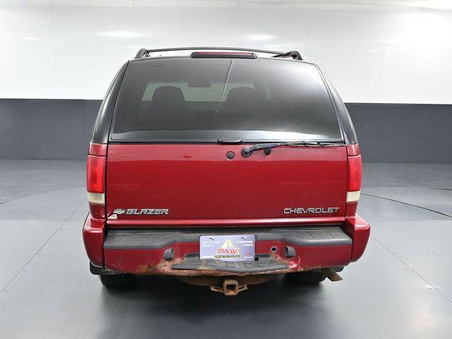used 2000 Chevrolet Blazer car, priced at $2,999