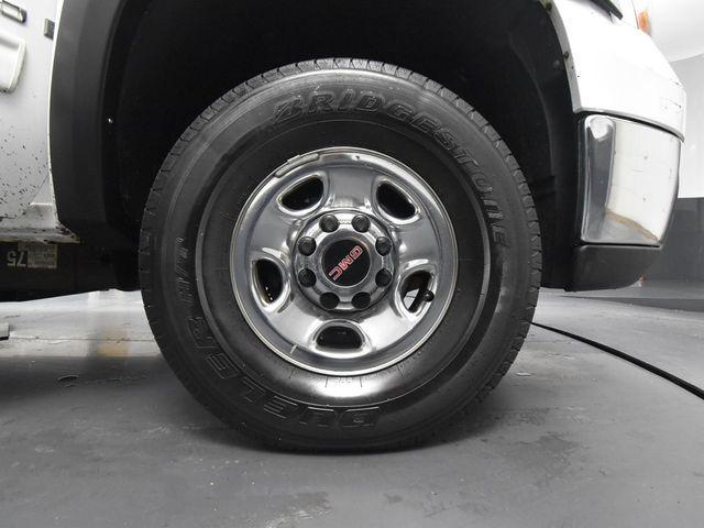 used 2009 GMC Sierra 2500 car, priced at $7,750