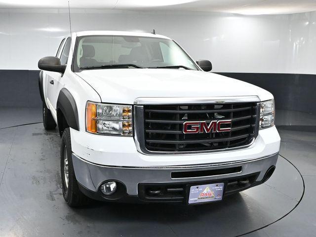 used 2009 GMC Sierra 2500 car, priced at $7,750