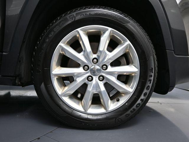 used 2017 Jeep Cherokee car, priced at $9,999