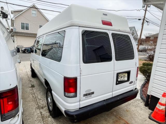 used 2001 Ford E250 car, priced at $5,500