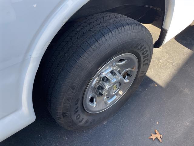 used 2008 Chevrolet Express 2500 car, priced at $12,995