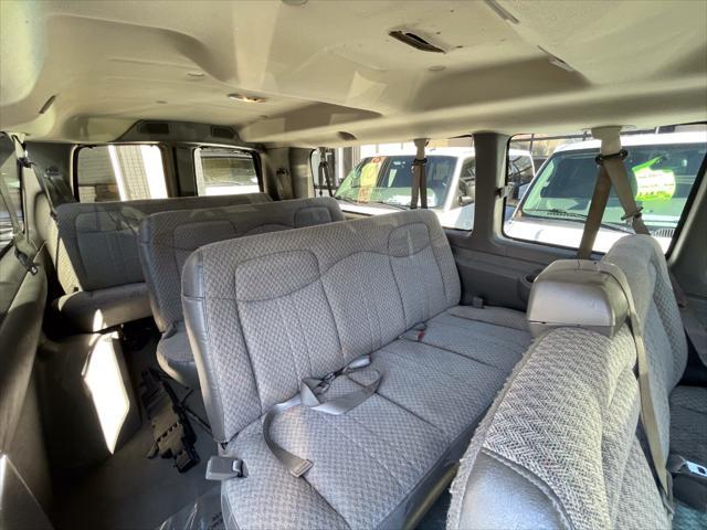 used 2006 GMC Savana 3500 car, priced at $15,500