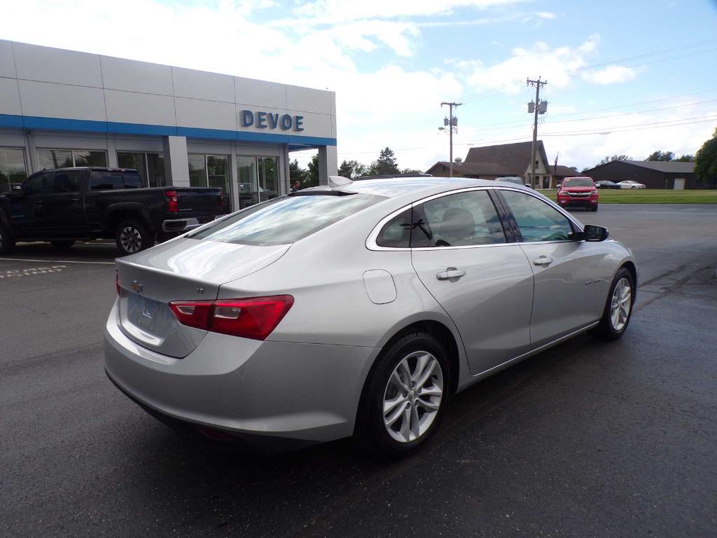 used 2017 Chevrolet Malibu car, priced at $14,552