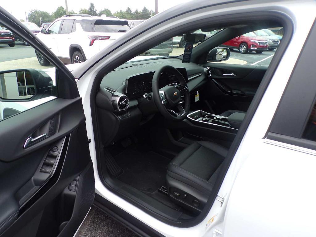 new 2026 Chevrolet Equinox car, priced at $32,769