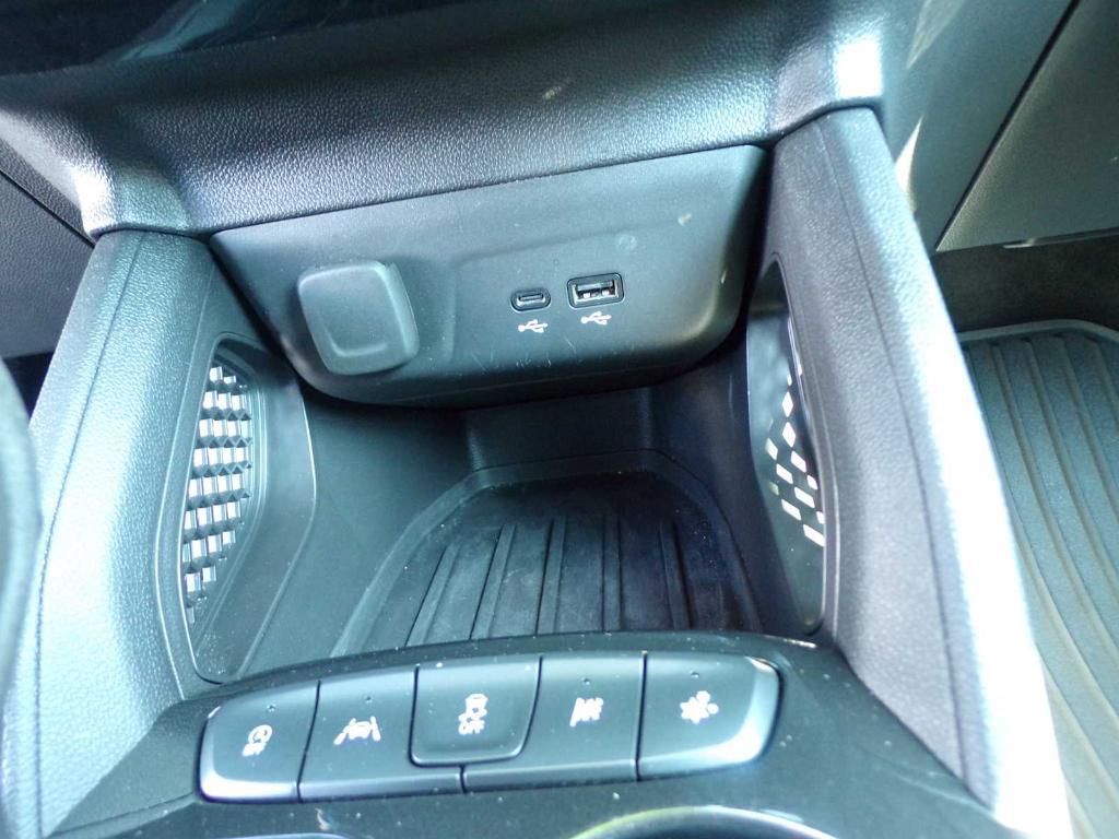 used 2025 Chevrolet TrailBlazer car, priced at $26,977