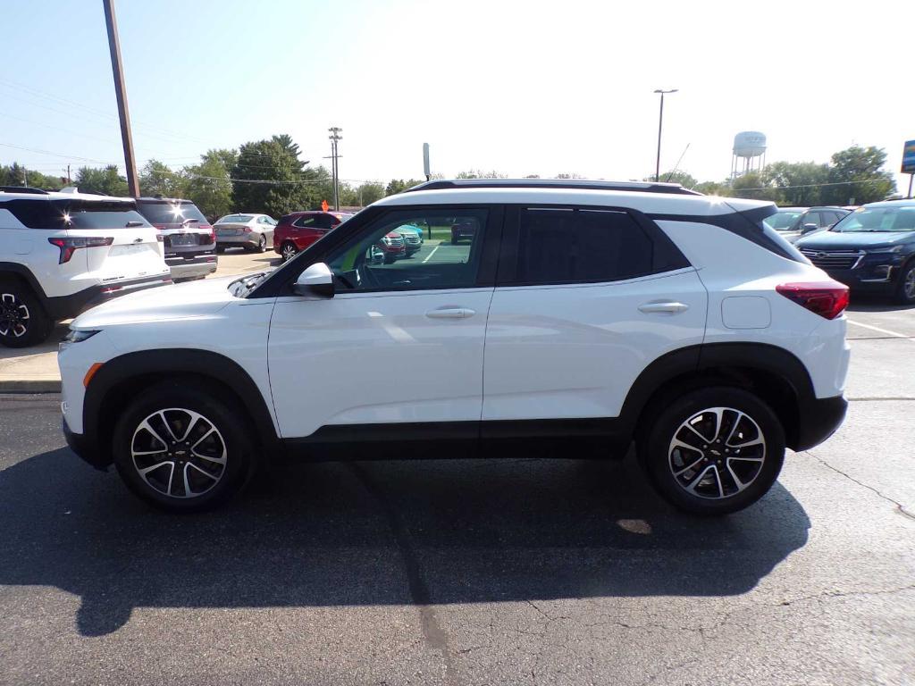 used 2025 Chevrolet TrailBlazer car, priced at $26,977