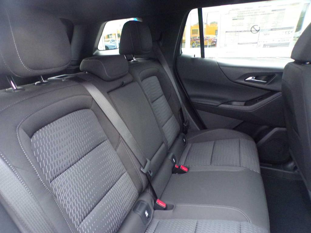 new 2026 Chevrolet Equinox car, priced at $27,889